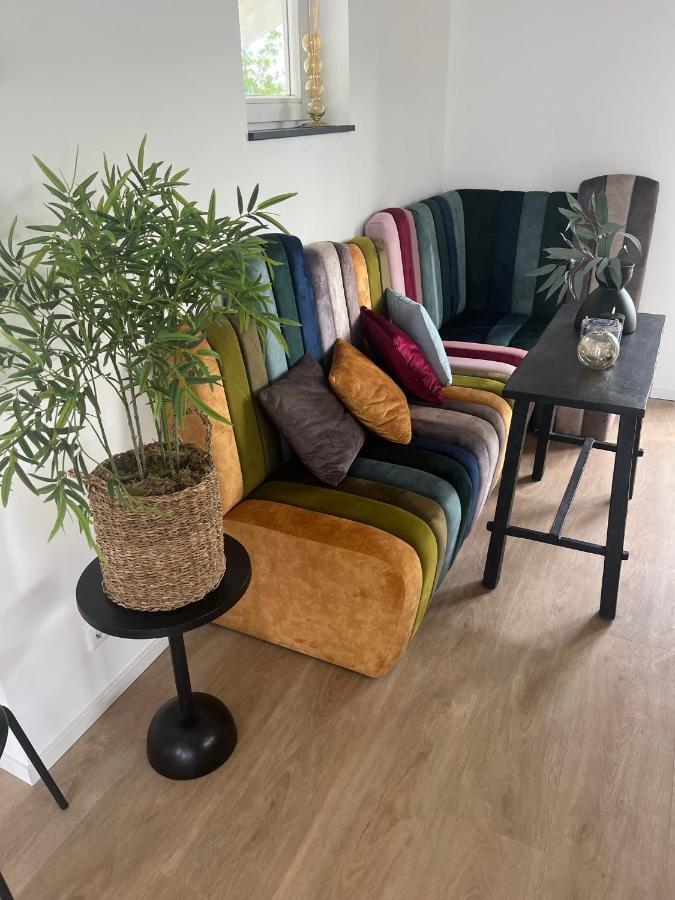 Plassenzicht Logies & Sloepverhuur Loosdrecht Exteriör bild